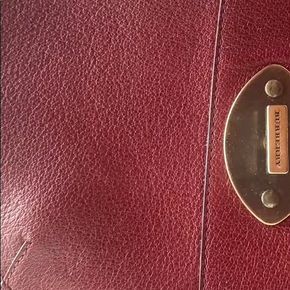 Burberry red clutch bag with metal chain - Picture 6 of 6